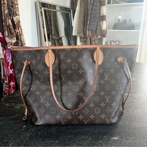 Louis Vuitton Monogram Neverfull MM Tote